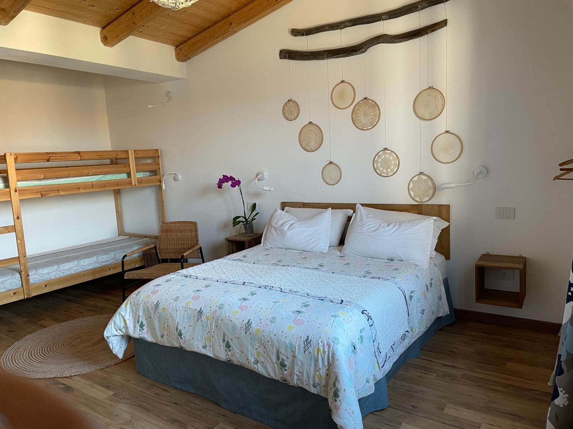 Torremana Hotell Càbras Eksteriør bilde
