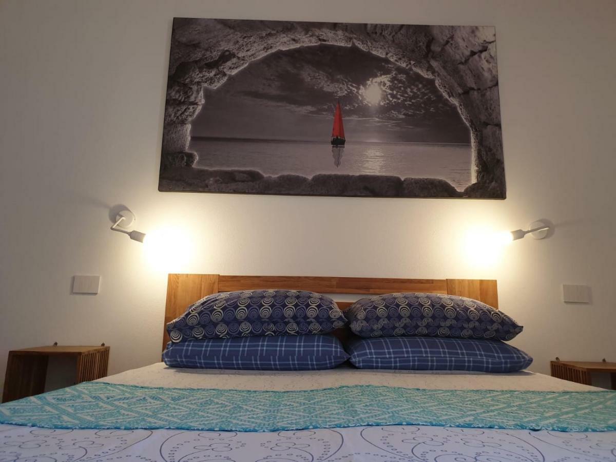 Torremana Hotell Càbras Eksteriør bilde